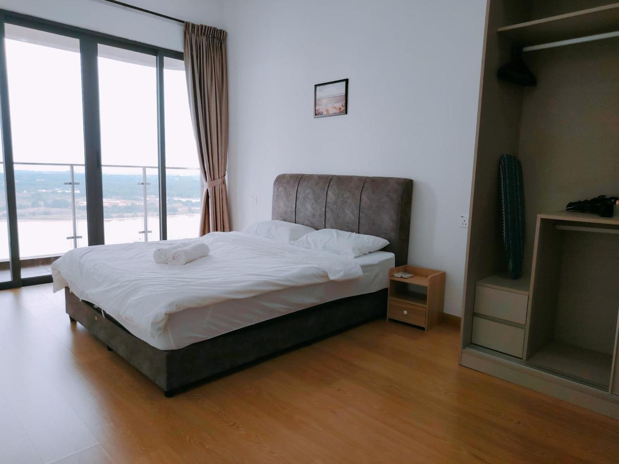 Danga Bay Seaview Johor Bahru By One 9 Place Exterior photo